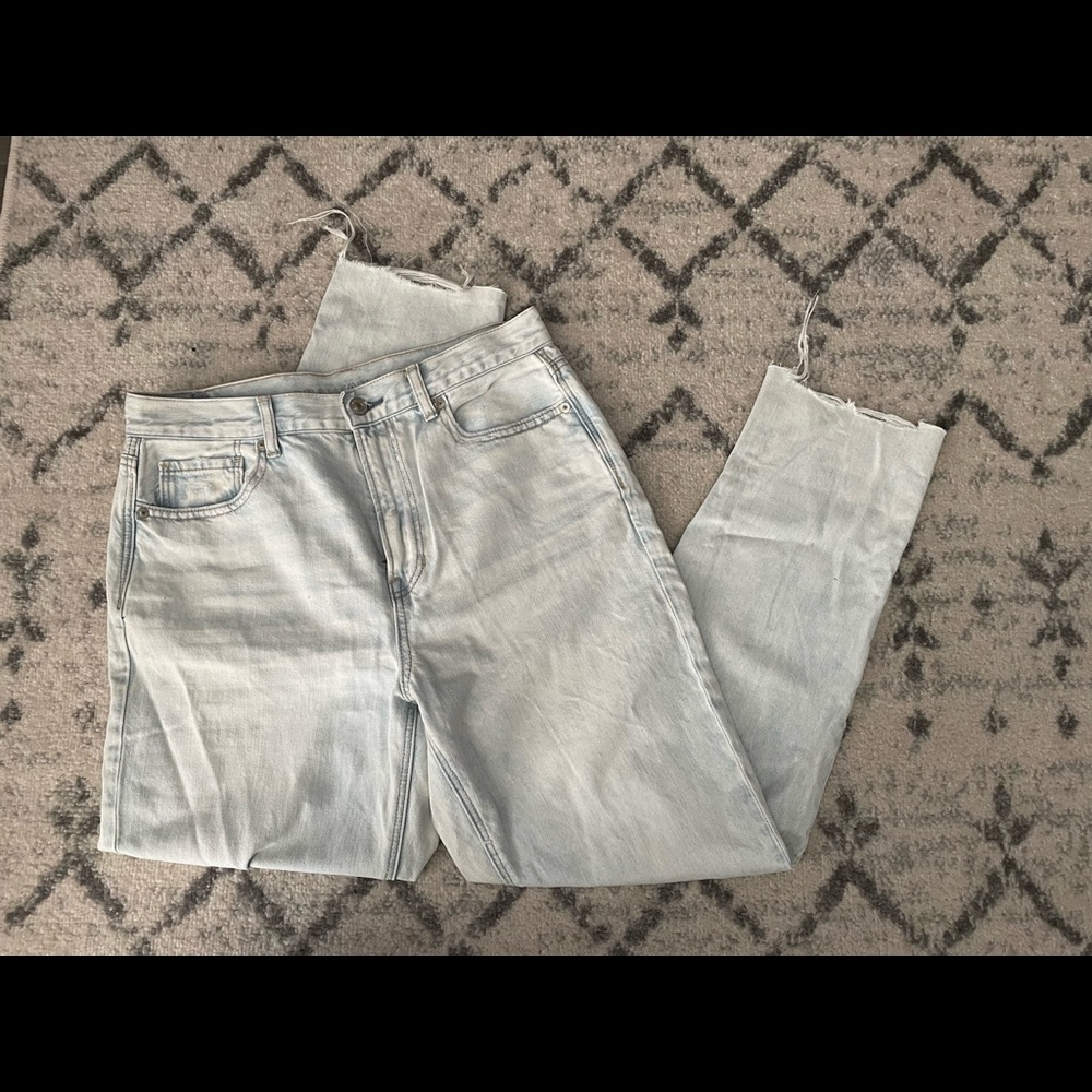 American Eagle Outfitters Light Blue Mom Jeans